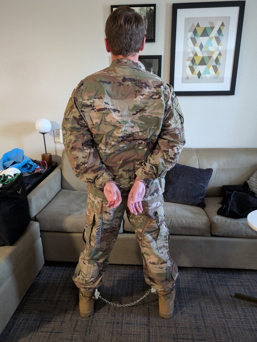 CapturedCamo tweet media