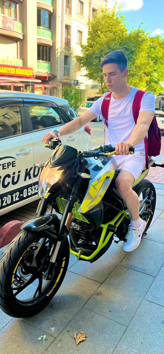 mequenzoo's tweet photo. Nk sevmesemde cf moto yapıyor bu işi 😄

#cfmoto150nk
#nk150 
#MotoGP2025 https://t.co/x8MP26FClp