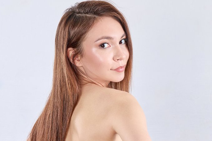 nicole_model