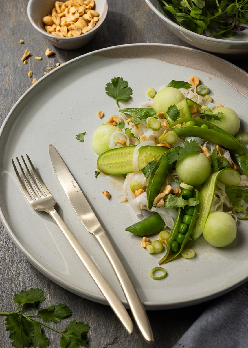 UtopiaTableware's tweet photo. Time for a light lunch? Oregon vitrified porcelain in the Cloud colourway fits the bill perfectly. #useutopia #tableware #lunch #summervibes #eternumcutlery https://t.co/ea8nzmzZ3L