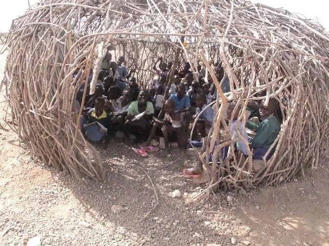 SalmaFeli1's tweet photo. This photo👇 shows pure hypocrisy of today world,our leaders are building lavish churches for fake preachers while school in their area are in poor condition 😭
#Roysambu #Kitengela #Nairobi CBD #NaneNaneMatch #Githurai #Maandamano #Larry madowo #Kimathi Street #Luos #Citizen TV https://t.co/pBXQBhgHU0