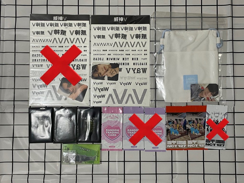 Kgoods_Rush's tweet photo. ➖ updated merch https://t.co/dMuSOwL1pl