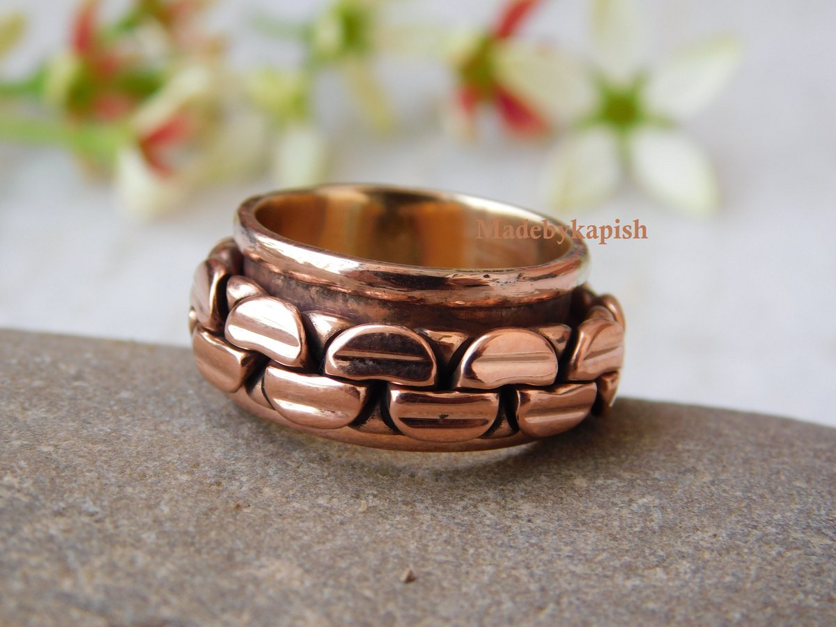 Madebykapish's tweet image. madebykapish.etsy.com/listing/177506…

#PureCopperRing #CopperRing #CopperSpinnerRing #CopperJewelry #SpinningRing #MeditationRing #CopperAnxietyRing #CopperMeditation #BirthdayGift #CopperRingWomens #AnniversaryGifts #CopperSpinner #CopperRingMen #GiftsforBoyfriend #GiftsforDad #Gifts