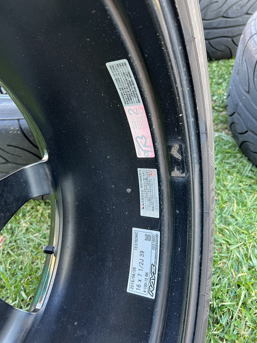 msyn_nismo's tweet photo. TE37 sonic face4 
AD08（残り溝4ミリくらい）
つけて15万くらいで誰か買いませんか？
ノート、マーチにピッタリハマると思います
引き取り大歓迎でーす

#TE37
#売ります https://t.co/pKmkmj937p
