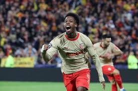 kobi_OM's tweet photo. 🔵🚨Le problème de la dernière offre de l'OM pour Wahi ,c'est la formule de prêt avec d'option d'achat,si l'OM pose directement 22M +4 bonus, Lens en quête de liquidités,va accepter de transférer son attaquant..
#TeamOM | #MetcatOM https://t.co/BXh35BDOmV