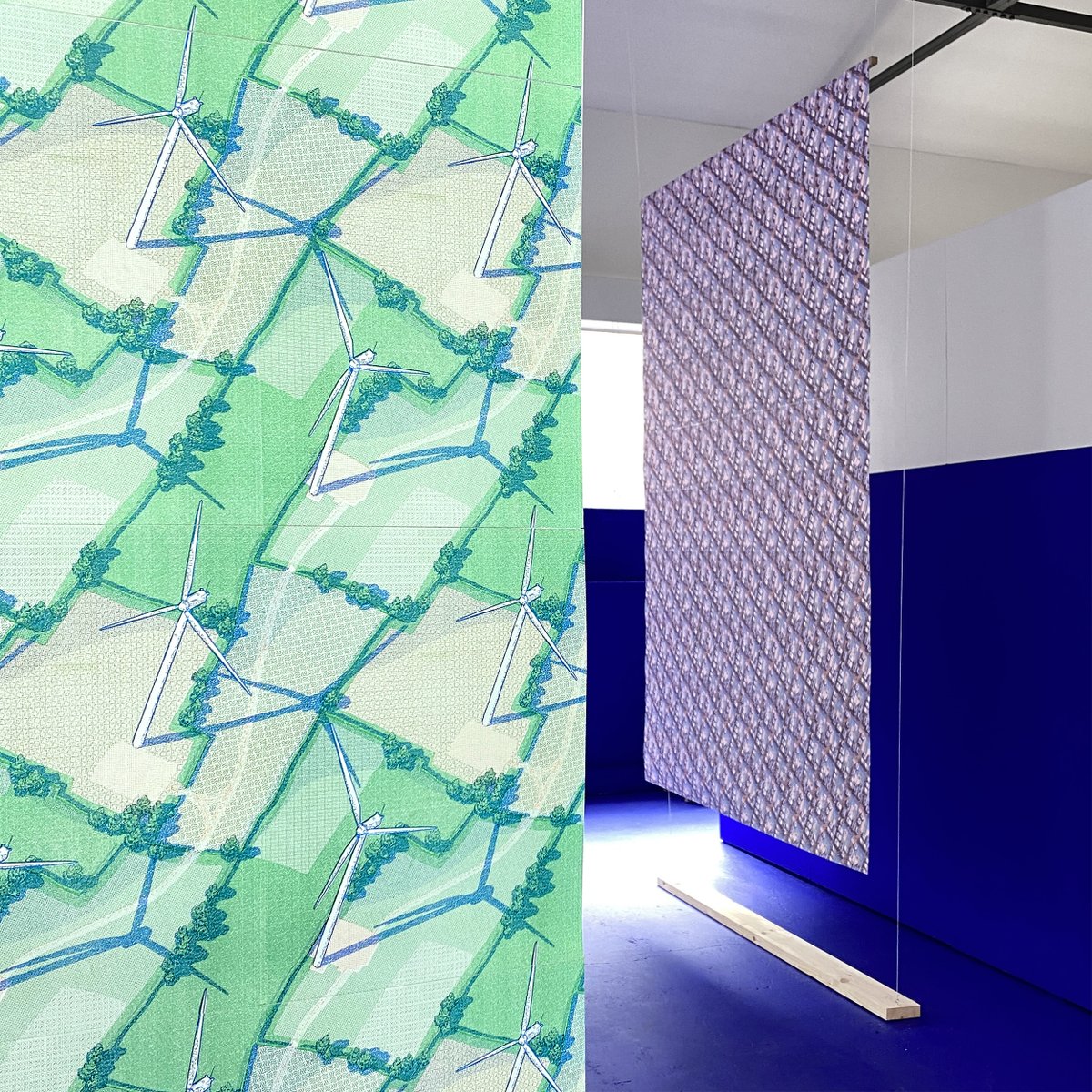 himhallows tweet media