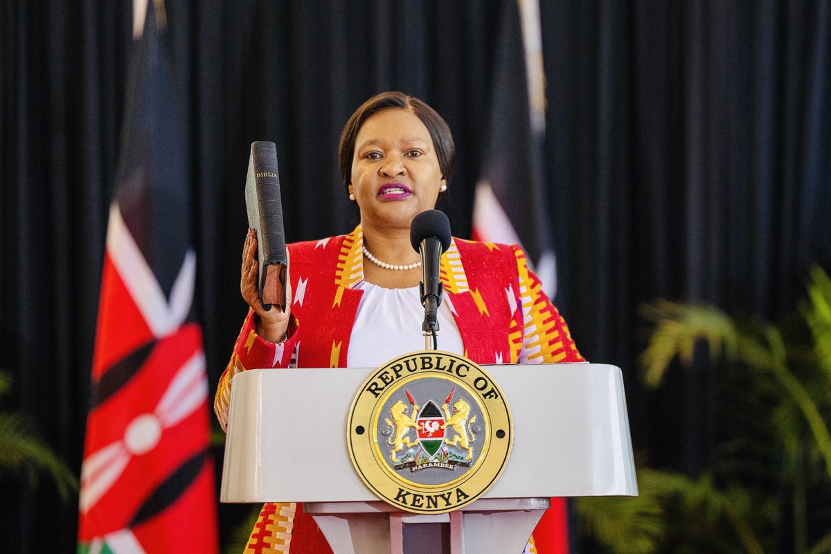 rebecca_miano's tweet photo. I will be a team player, servant leader, faithful trustee, effective steward of the people’s interests, and dependable custodian of their resources. So help me God.
Ee Mungu nisaidie. https://t.co/KIOPhlWC4y