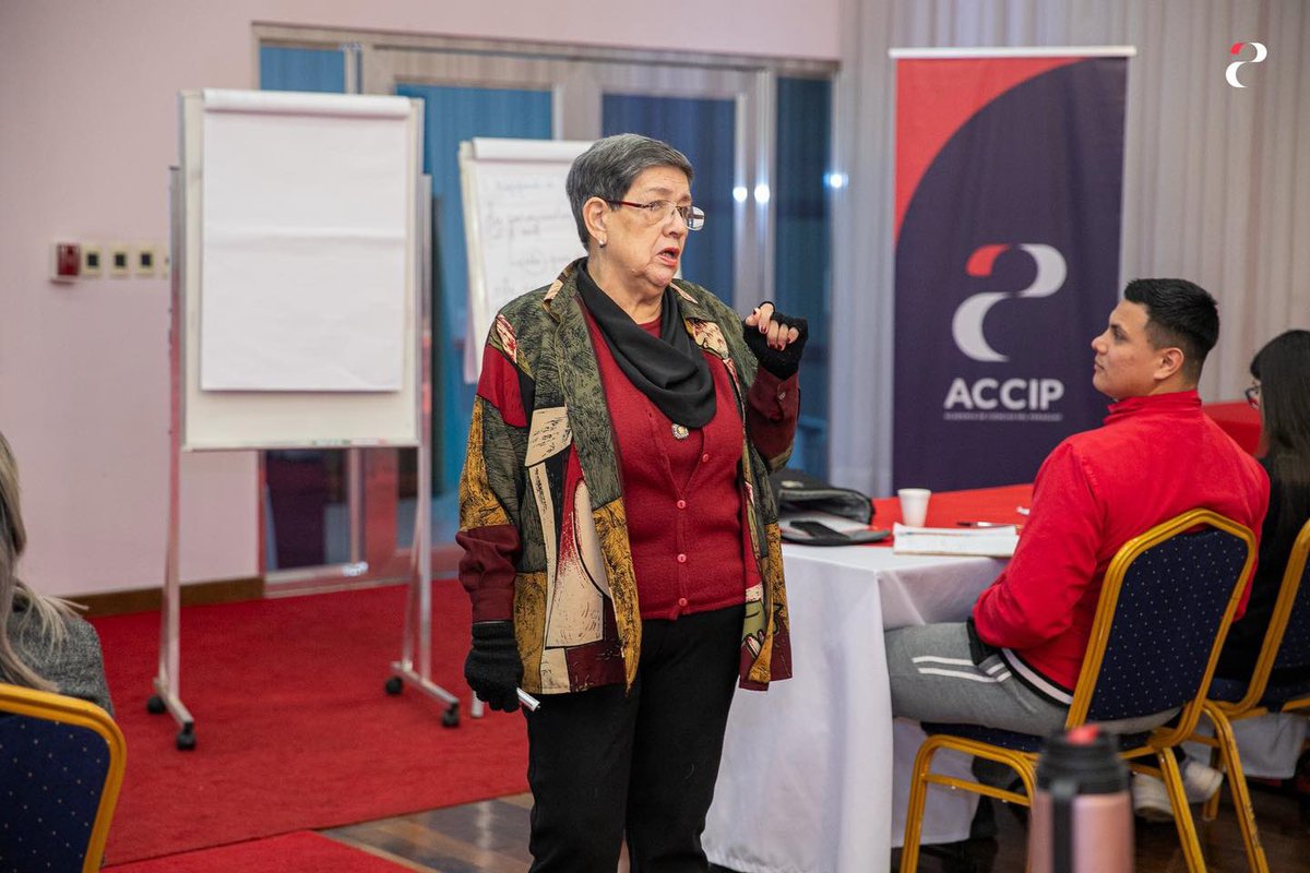 ACCIP_org's tweet photo. Finalizamos la clase 9 del Entrenamiento para el PSE Itaipu Binacional en modalidad presencial. La ACCIP, a través de su Comisión de Ciencias Sociales, continúa fortaleciendo el conocimiento y la formación integral de profesionales competentes. #Accip #ItaipuBinacional https://t.co/tQuCowkqvi