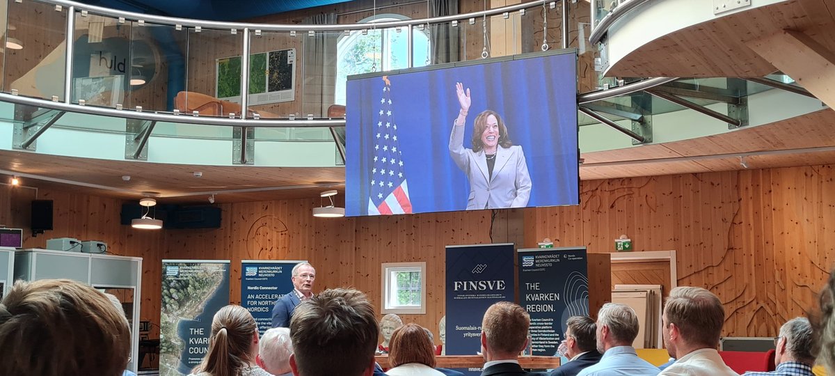 #WasaFutureFestival <a href="/ristoejpenttila/">Risto E.J. Penttilä</a> <a href="/NWestOffice/">Nordic West Office</a> presenting a PlanB for the Nordics. Important to show that #Finland and #Sweden are continuing to invest in #defence regardless who is the next #POTUS