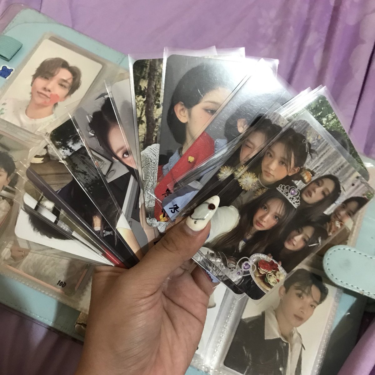 wts lfb

New Jeans Season Greetings Photocards

☁️ 23pcs take all for P700 only
☁️ onhand 
☁️ payo

dm me!

🔗 nj newjeans hanni hyein minji danielle haerin