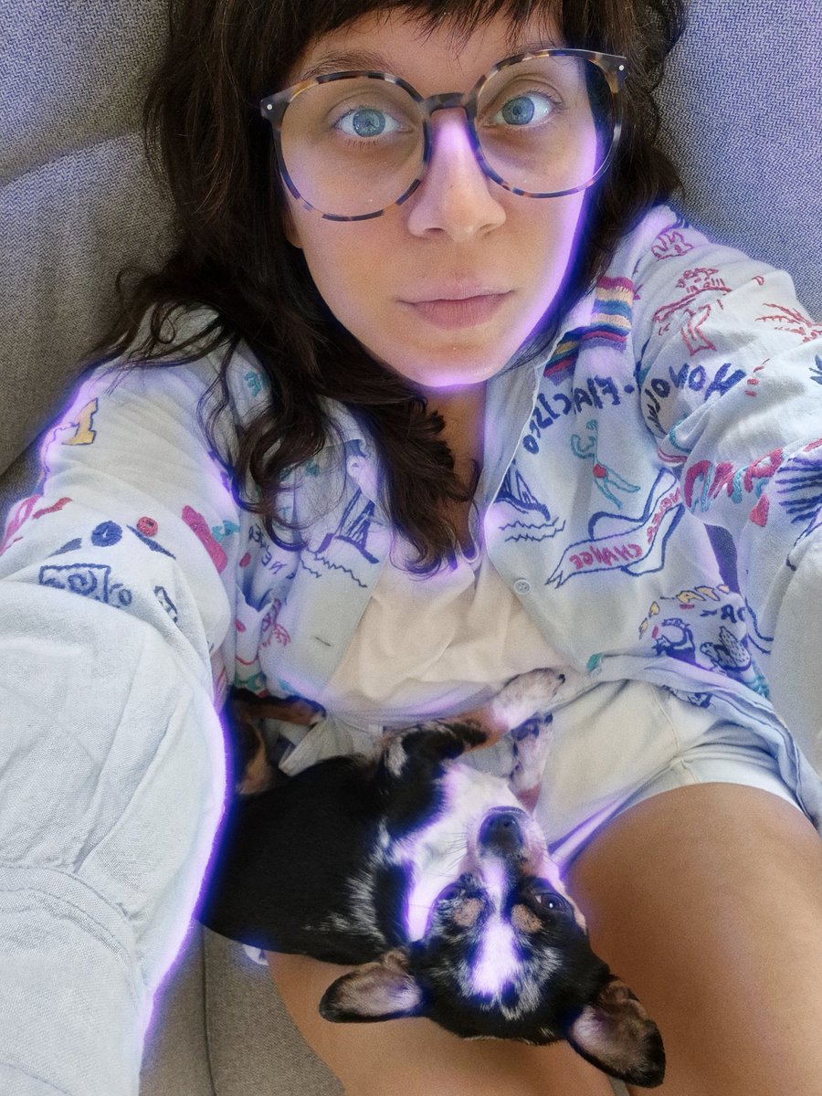 lisalilund's tweet photo. Checking my calendar, planning a good night of sleep in 2026.

I have a surprise-drop coming up very soon and then an another one, and an other one.. Stay Tuned!

In the meantime, I will be playing solo in Bruxelles in September, then Paris, then Rennes full band! https://t.co/SygNQXoHJi