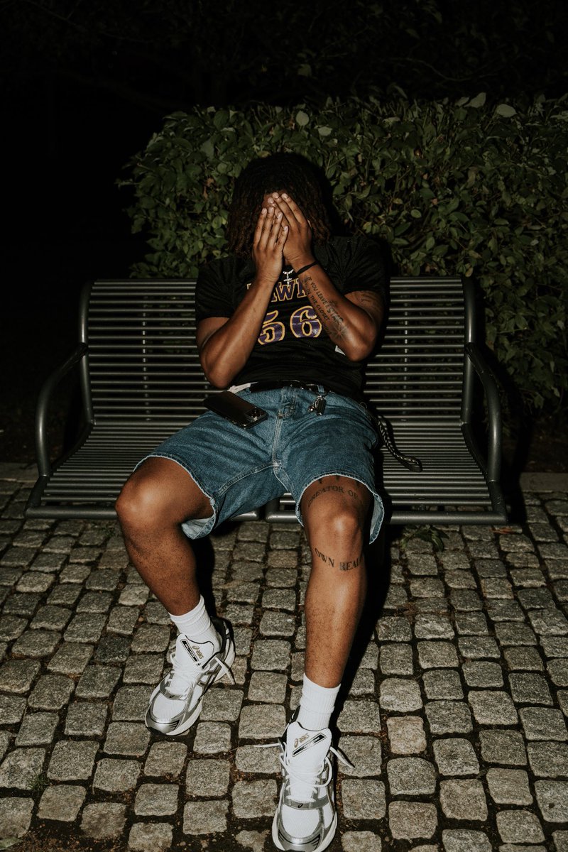 zayarnold (@itscincoo) on Twitter photo 