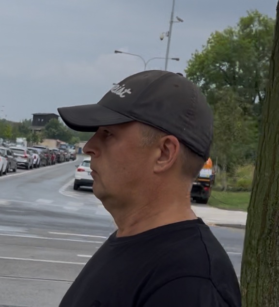 janhabich's tweet image. Pomůžete mi sehnat pána, kterej mě dneska kolem jedný napadl v Holešovický tržnici? 

Potřebujeme dořešit nějaký administrativní drobnosti.. ❤️