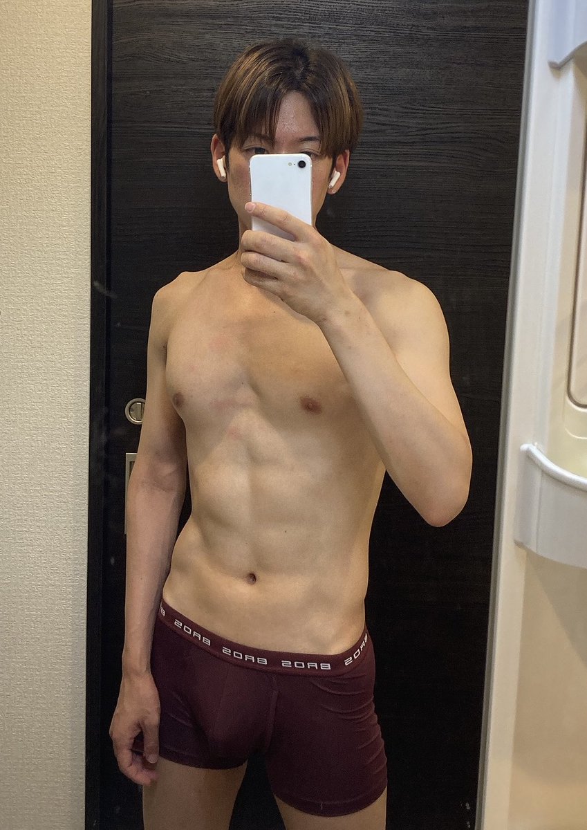 D54494847's tweet photo. もっとかっこいい身体目指したいね https://t.co/OtMgOYsZkD