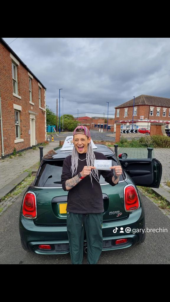 Roadkingsom's tweet photo. Well done Stef Akkaya who passed her Automatic driving test today with Road king School of motoring first attempt with only  3 minors 👏 https://t.co/uI6l2QHfwk