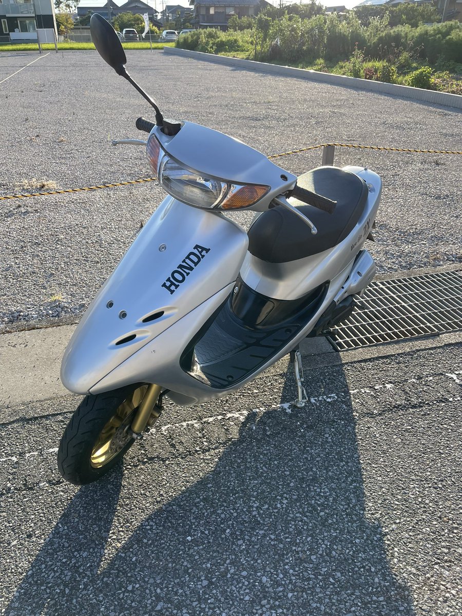 Fk_Workshop's tweet photo. ライブディオ　ZX仕様売ります！
実働美車両

詳細は画像にてご確認ください！

一括70,000

#ライブディオ売ります
#DIO売ります　#ZX売ります
#原付売ります
#ふくまる工房 https://t.co/Y8nZR3k7JS