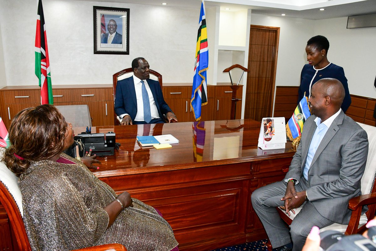 Patrickkilemi's tweet photo. Earlier today, with my colleague, PS for @MSMEs_KE, Hon. @HonSusanMangen1 had an opportunity to welcome and engage with the new Cabinet Secretary, Ministry of Cooperatives and MSMEs, Hon. @DrOparanya as he assumes office.
#CooperativesReforms || #BroadBasedCabinet https://t.co/FZ8Zp8Tnbw