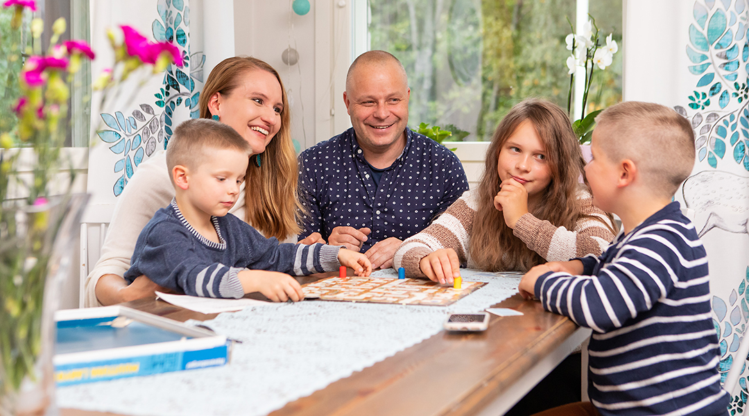 Hei tasapainoinen, turvallinen ja pitkäjänteinen aikuinen, olisiko sinusta lapselle tukihenkilöksi?

Järjestämme tukiperhetoiminnasta kiinnostuneille koulutuksen Tampereella syyskuussa. 

Lisätietoa ja ohjeet ilmoittautumiseen löydät uutisestamme: pirha.fi/w/lapsille-val…