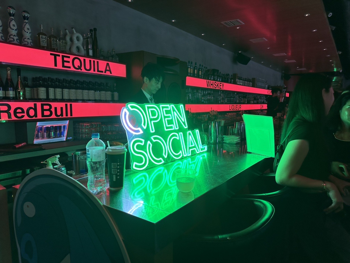 Taipei Raves In the same spirit as our Day Rave at #ETHCC , our Before-Sunset KOL ...