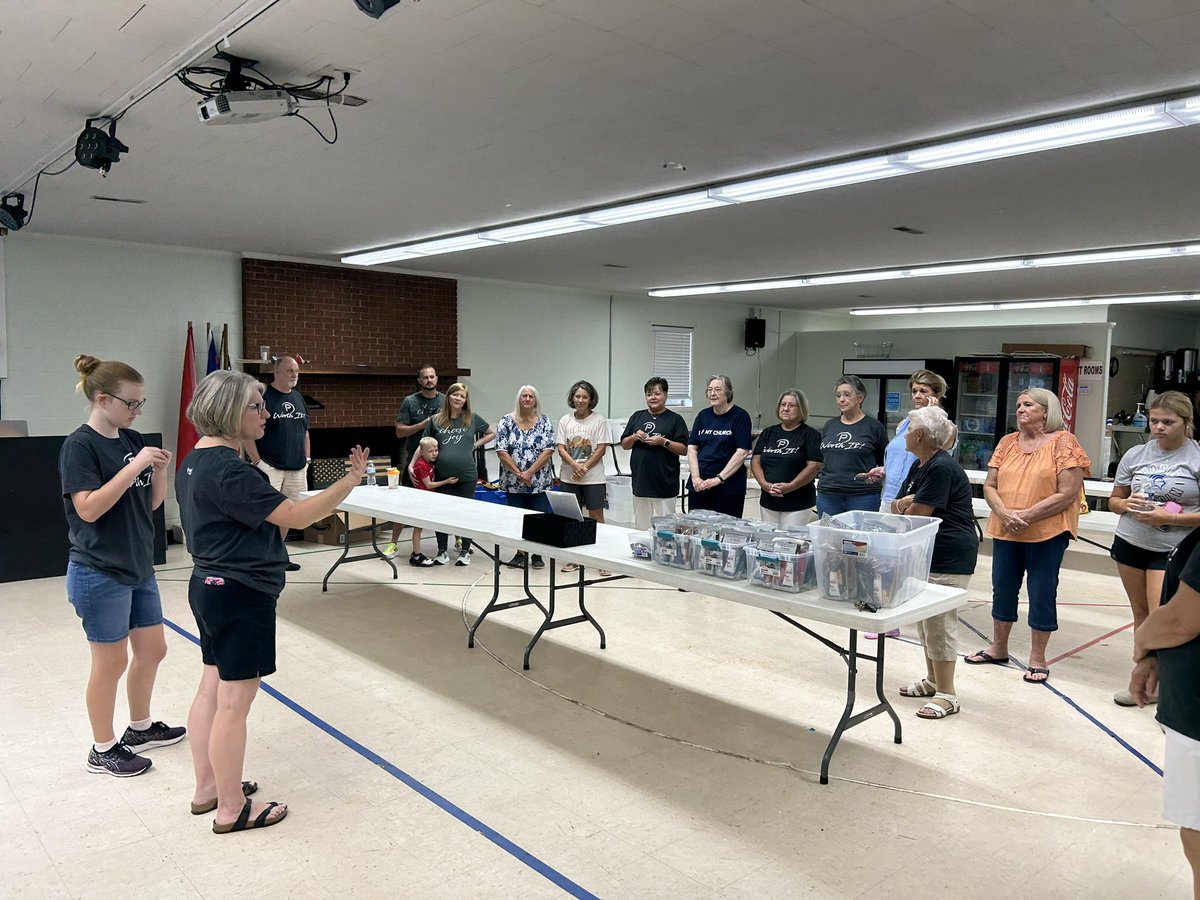 MullisCLT's tweet photo. It was encouraging yesterday to connect with Pearl Baptist, Freedom Church, United Love Baptist, Ellenboro Baptist, Cliffside Baptist, and Concord Baptist.  These #servenc churches are doing incredible and sacrificial work in serving others! #ncbaptist #onmissiontogether https://t.co/9N1KDEaB8z