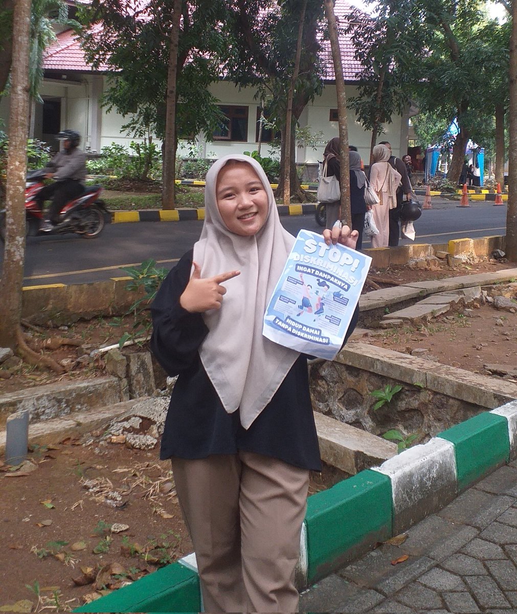 VinaHaniF tweet media