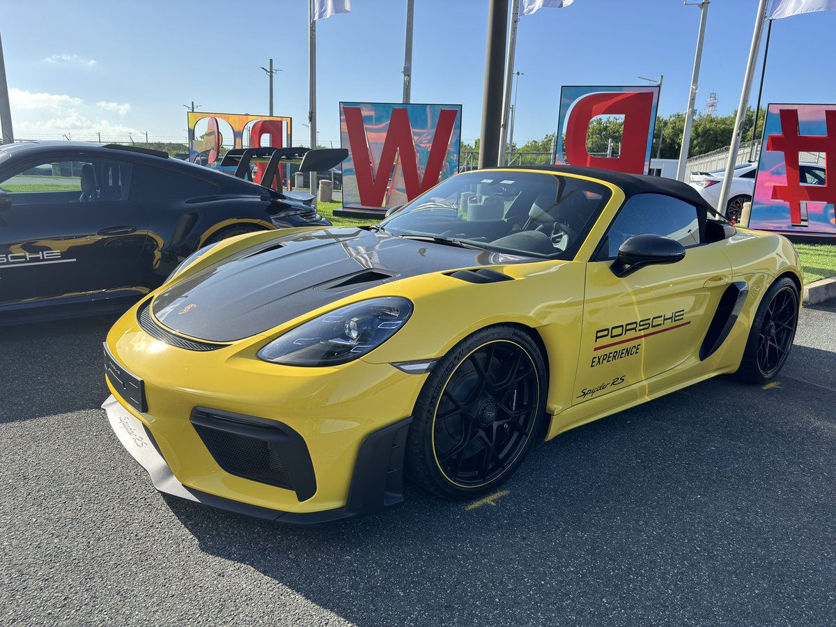 OverdriveNewsPR's tweet photo. Algunas de las máquinas que vamos a probar hoy en el Porsche World Roadshow 2024 👌🏻 #PRWS https://t.co/Y1IZiuACqU