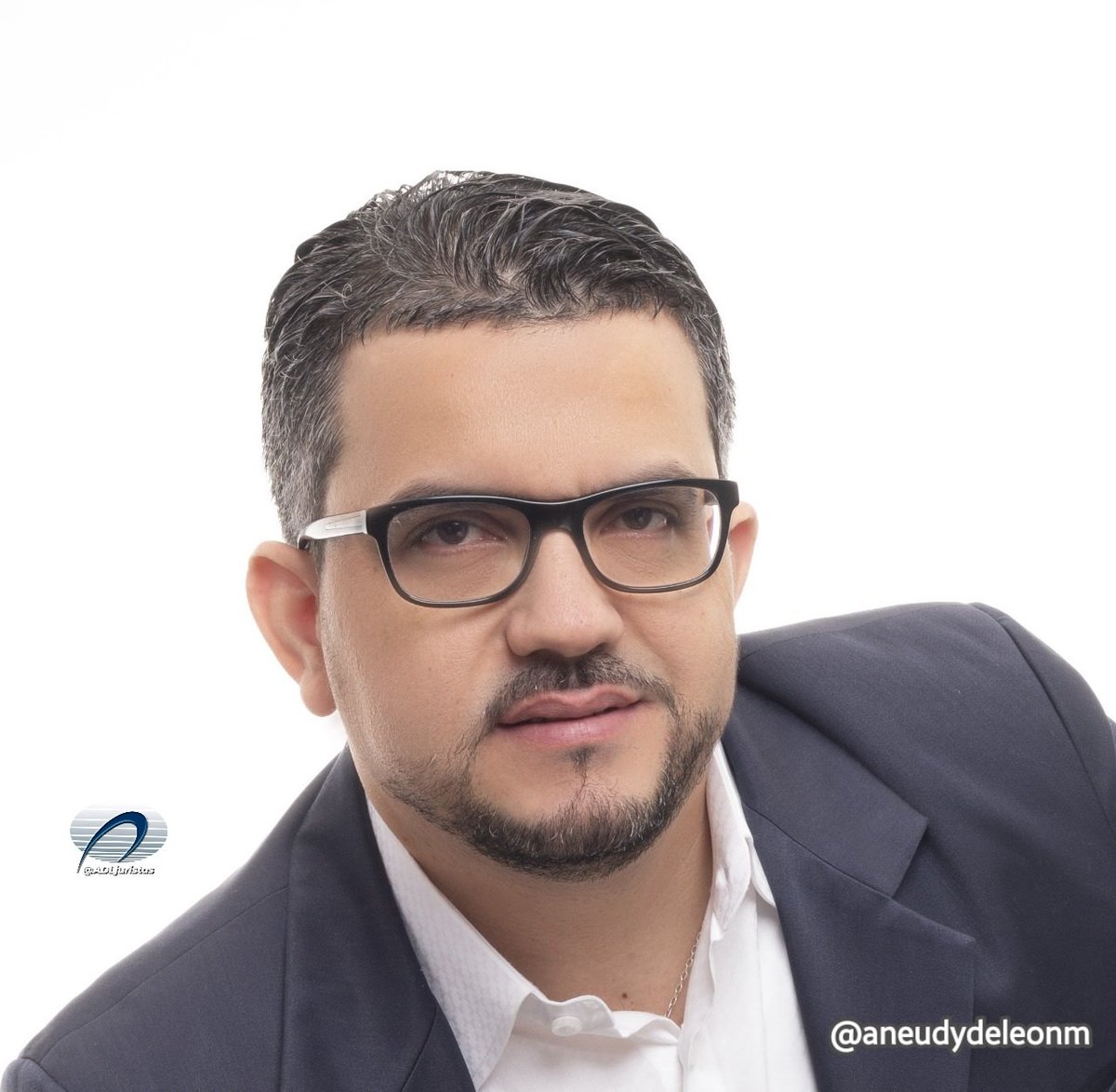 aneudydeleonm's tweet image. Leal, comprometido, prudente, visionario y resilience, pero no miento. Mi mayor fortuna: Credibilidad

Es el mensaje que quiero dejarles hoy a mi gente, mis superiores y a toda la RD, al cumplirse mis nuevos abriles del 2024.

#FelizJuevesATodos 
#ValoresYPrincipios
#AnDL