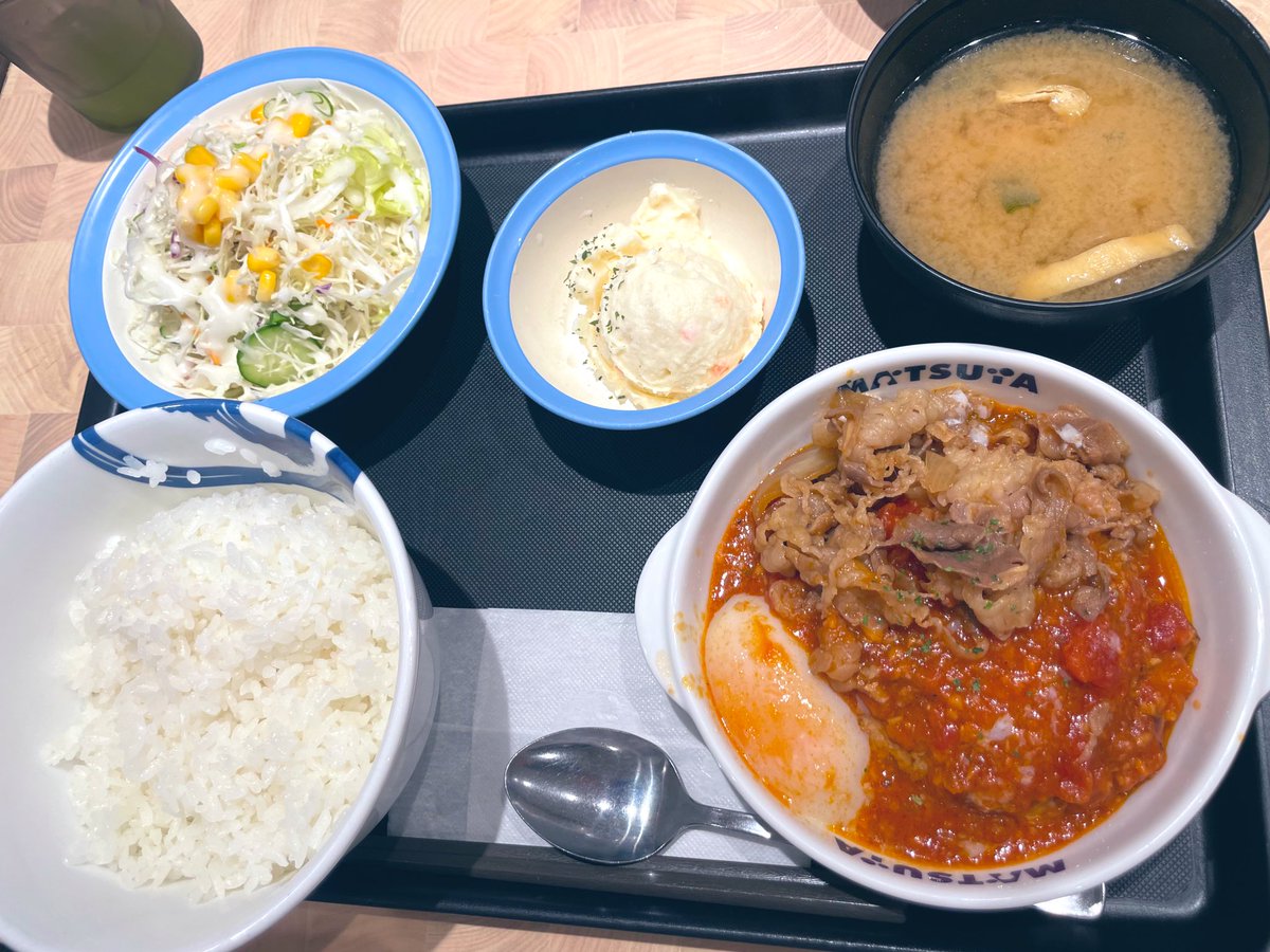 花京院典明 tweet media