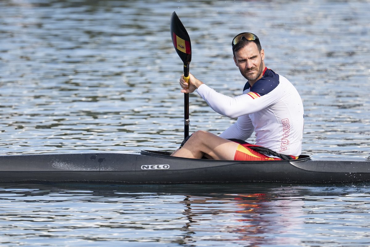 educaciongob's tweet photo. .@Saul_Craviotto, ya eres leyenda.   

Sexta medalla olímpica con el bronce de #Paris2024. El deportista español con más medallas.   

Historia viva de nuestro deporte. ¡Enhorabuena por tu increíble carrera!   

#TeamEspaña 🇪🇸 https://t.co/bY2b7IacX1