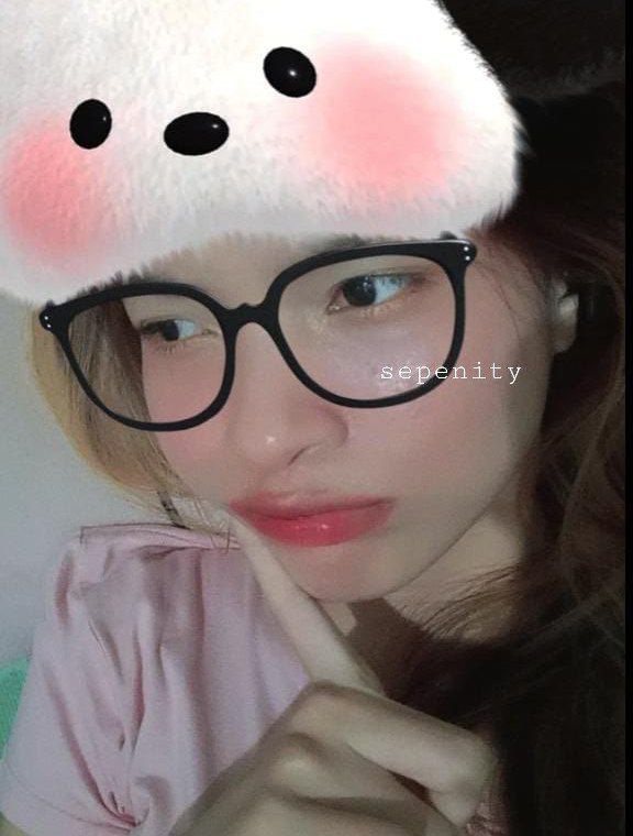 s e r e n♡🩷 tweet media