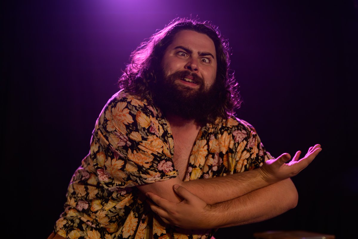 calamityjane65's tweet photo. Hilarious ‘cloon’, Yozi, definitely doesn’t recommend taking babies into a sauna. Go see them being a ‘truly absurdist’ ’loveable buffoon’ at @AssemblyFest in studio four at 8pm! #yozi #edfringe https://t.co/IuTB7xYv0Z