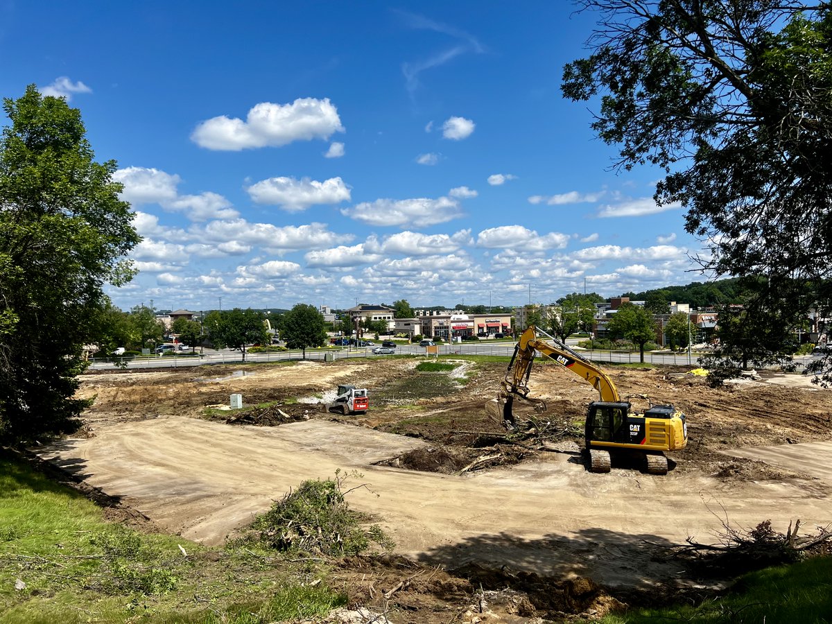 bennel62's tweet image. #Demolition completed #excavation underway for 5-story #mixeduseddevelopment at Greenway Center in #Middleton #Wisconsin (August 2024 #construction #sitevisit) paulsnewsline.blogspot.com/2024/08/demoli…