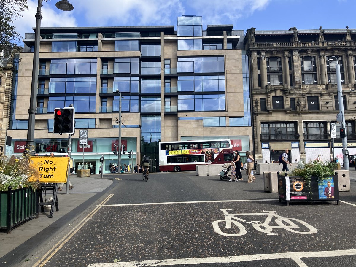 John Robson tweet media