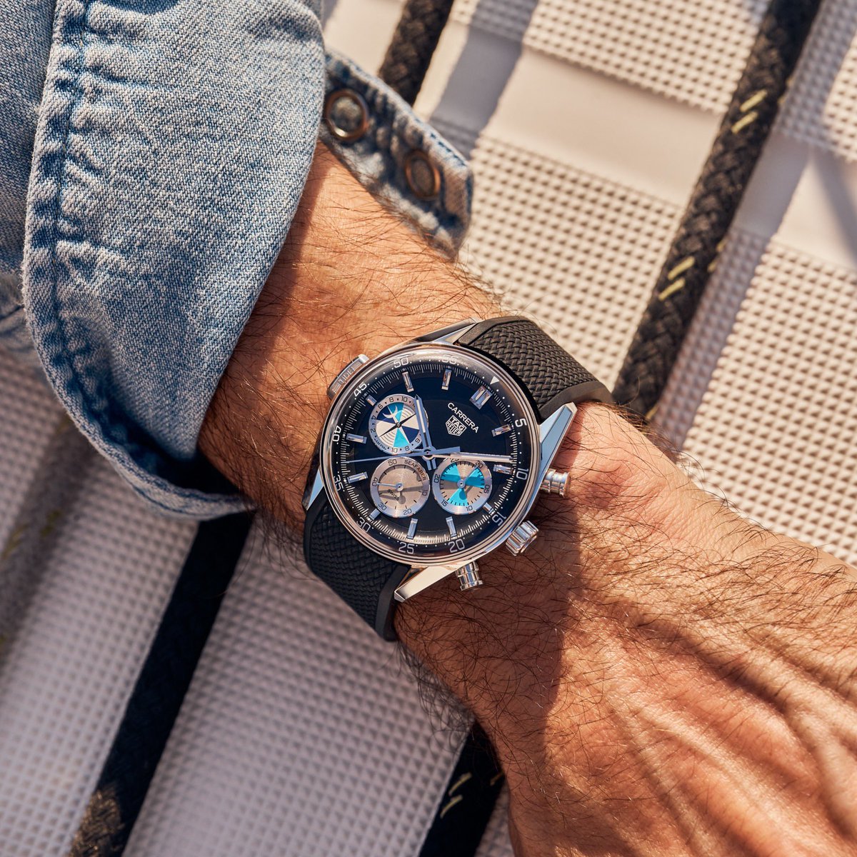 TheWatchMuse's tweet photo. New TAG Heuer x Hodinkee Carrera Seafarer 

Hodinkee limited editions recently have been ok at best, but somehow with TH they always manage to do something great! 

42mm case including a tide indicator and chronograph. 

$7,950
968 available.

#tagheuer #watches #hodinkee https://t.co/0l9aZjFDeY