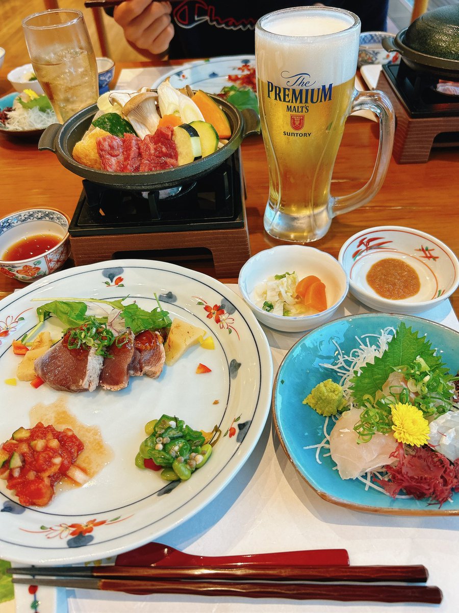 longinus714's tweet image. ⛱️夏休み①

本日は遥々、藤沢鵠沼海岸の食べログ百名店を予約して食べて来ました🍜
もうめちゃくちゃ美味かったです😋

夜は花火大会のある熱海で乾杯🍺

ニッポン頑張れ🇯🇵

#うずとかみなり
#黒生
#オリンピック
#レアベイ
#フェニックス
#ロッド
#エアロペガサス
#ベイブレードX
#ラーメン
#GP
#G2