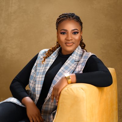 VictoriaEssienJ's tweet photo. #NewProfilePic https://t.co/Bnh7Iqjh8c