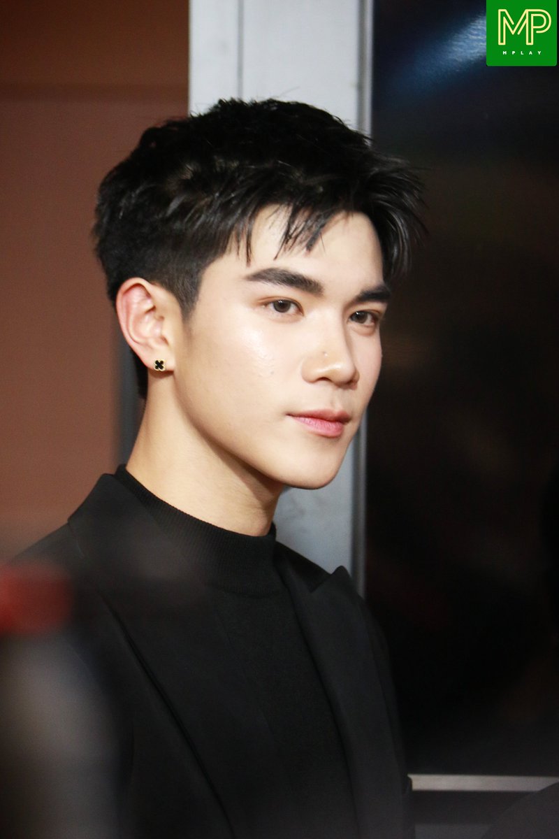 MPlay_2021's tweet photo. "โฟร์ท ณัฐวรรธน์"และ "พรีม ชนิกานต์"ร่วมงานHERa Grabd Opening Event ณ เซ็นทรัลชิดลม

HERA OPENING WITH FOURTH
#HERAxFOURTH
#FourthNattawat #โฟร์ทณัฐวรรธน์
#HERA #HERAisComing #HERAThailand #HERABlackCushionFoundation #HERASensualPowderMatte
#primiily #พรีมชนิกานต์ #primchanikarn https://t.co/r83bm8H13Q