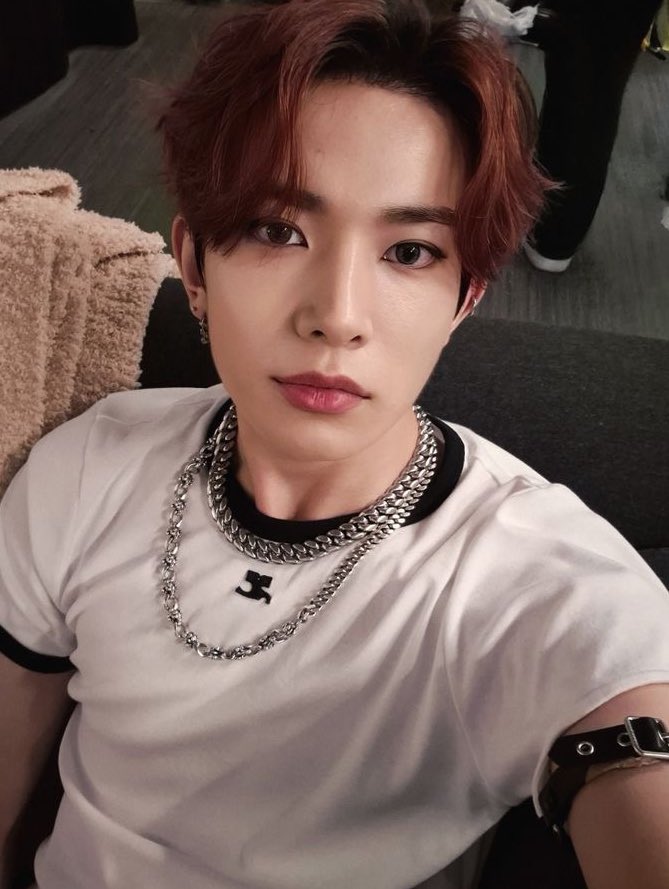 heestorians's tweet image. oh this is our paranormal love˚₊· ͟͟͞͞➳❥

#EngeneSelcaDay #ENSD #HEESEUNG #ENHYPEN_HEESEUNG #이희승 @ENHYPEN_members