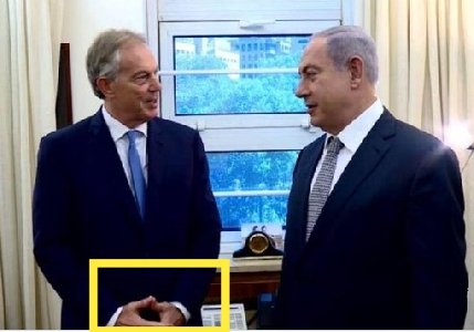 OVNIS_UFOs's tweet photo. @elonmusk Otro miembro destacado del Foro es 🇬🇧#TonyBlair hermano del 🐍#culto masón de 🇮🇱#Bibi , impulsor de la identificación digital y visitante de la #IsladeEpstein ✡️ https://t.co/Y7ErkFoCKB