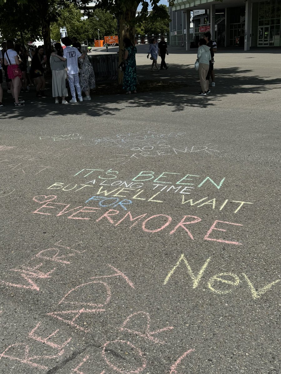 Alina 🩷☁️9️⃣ tweet media