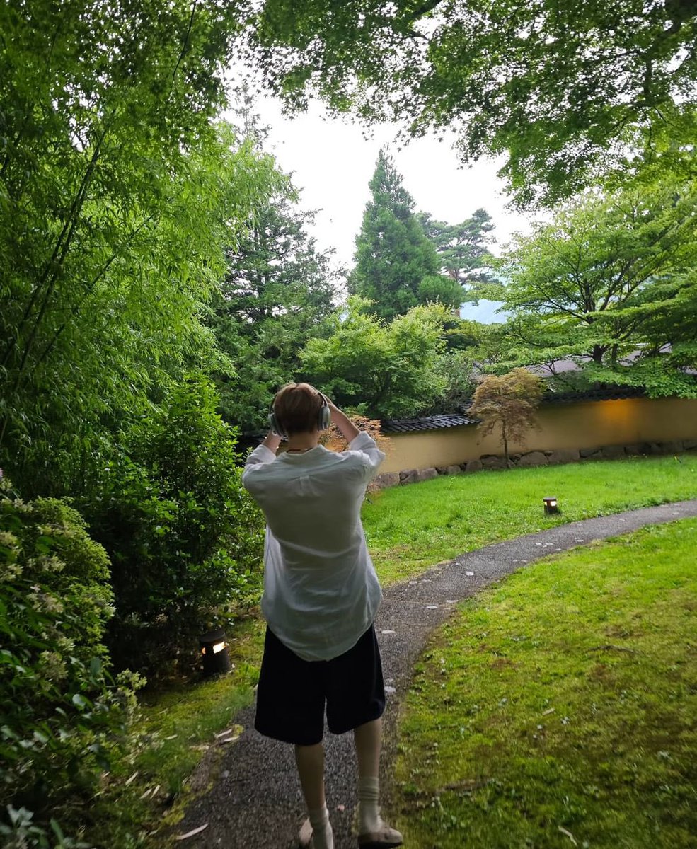 archivezzn's tweet photo. [240808] instagram update

“충전중🥱🌿”

#YEONJUN #연준 https://t.co/CZ6xpQaLoF