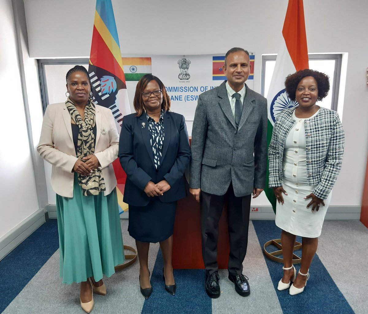 A delegation frm M/o Justice &amp; Constitutional Affairs,  led by Pmt Secy H.E. Ms.Dorcas Dlamini, US Ms.Gugu Nsibande, Dir-Legal Affairs Ms.Lungile Magagula called on High Commissioner to discuss cooperation in law, justice and legal-aid sectors.
