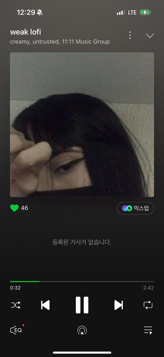 mimiiroseglobal's tweet photo. [🫧🐈‍⬛] 240807

Today’s song recommendation
🎶 #creamy, #untrusted, #1111MusicGroup - weak lofi

#MIMIIROSE #미미로즈 #ミミローズ
#YEONJAE #연재 @mimiirose_offcl https://t.co/qGI1cRFtZl