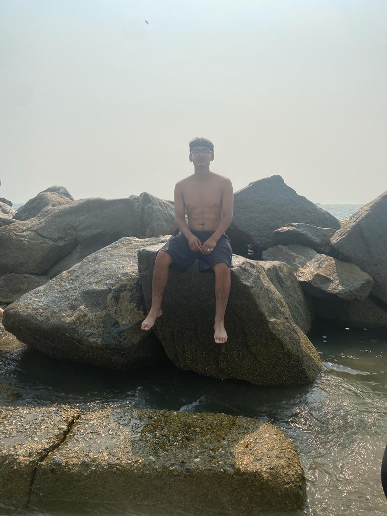 jayjayrocket's tweet image. You should of been 22 years old today. Rip lil bro 🙏