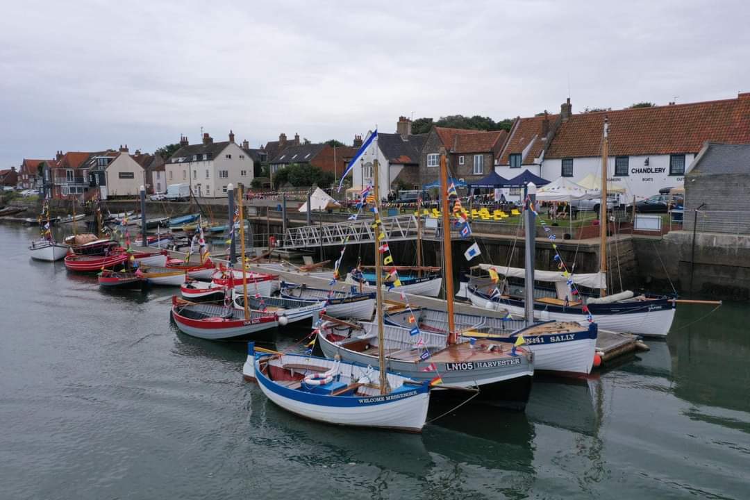 We have just put up a gallery of some of the wonderful photos of last weekends Maritime Heritage Festival and Flotilla from Mark Frary and Simon Crossley ⚓️🌊👏🏼 
Browse here 👇 rescuewoodenboats.com/photographs/ma…
<a href="/NatHistShips/">National Historic Ships UK</a> <a href="/RNLI/">RNLI</a> #lucylavers