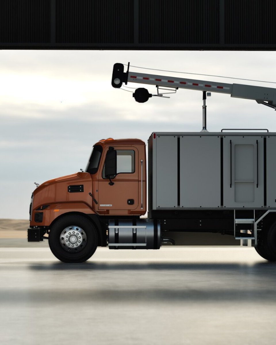 MackTrucks's tweet photo. We now have the #MackMD and #MackLR, along with their electric counterparts, available for customization. Start building your perfect Mack at: https://t.co/VHQhl4SG8P https://t.co/SqnCwslChW