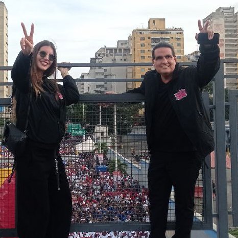CriterioNews360's tweet photo. 💥 Alex Saab un empresario exitoso hoy presidente del Centro Internacional de Inversiones @CiipVen en Venezuela y Camilla Fabri, mujer valiente defensora de los DDHH continúan trabajando por el bienestar y desarrollo económico del país.

#FreeAlexSaab
#PuebloSonrienteYEnPaz https://t.co/8lmSIvevUA