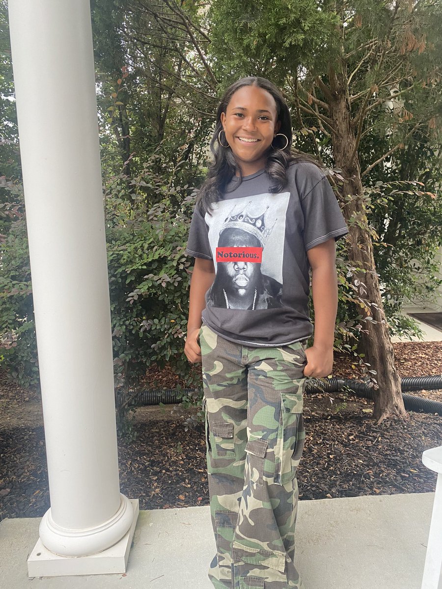 KelseyABurden's tweet photo. Today is the first day of my Freshman year! Let’s get it! Be great, friends! 🖤 #OOTD @FashionNova @nikestore @Nike #ThompsonHighSchool #9thGrade #Freshmen #fashionnova #Notorius #NotoriusBig #BiggieSmalls #Camo #Cargo #Dunks #PraiseHardPlayHard #BlessedAndGrateful https://t.co/tWWAP6a48K