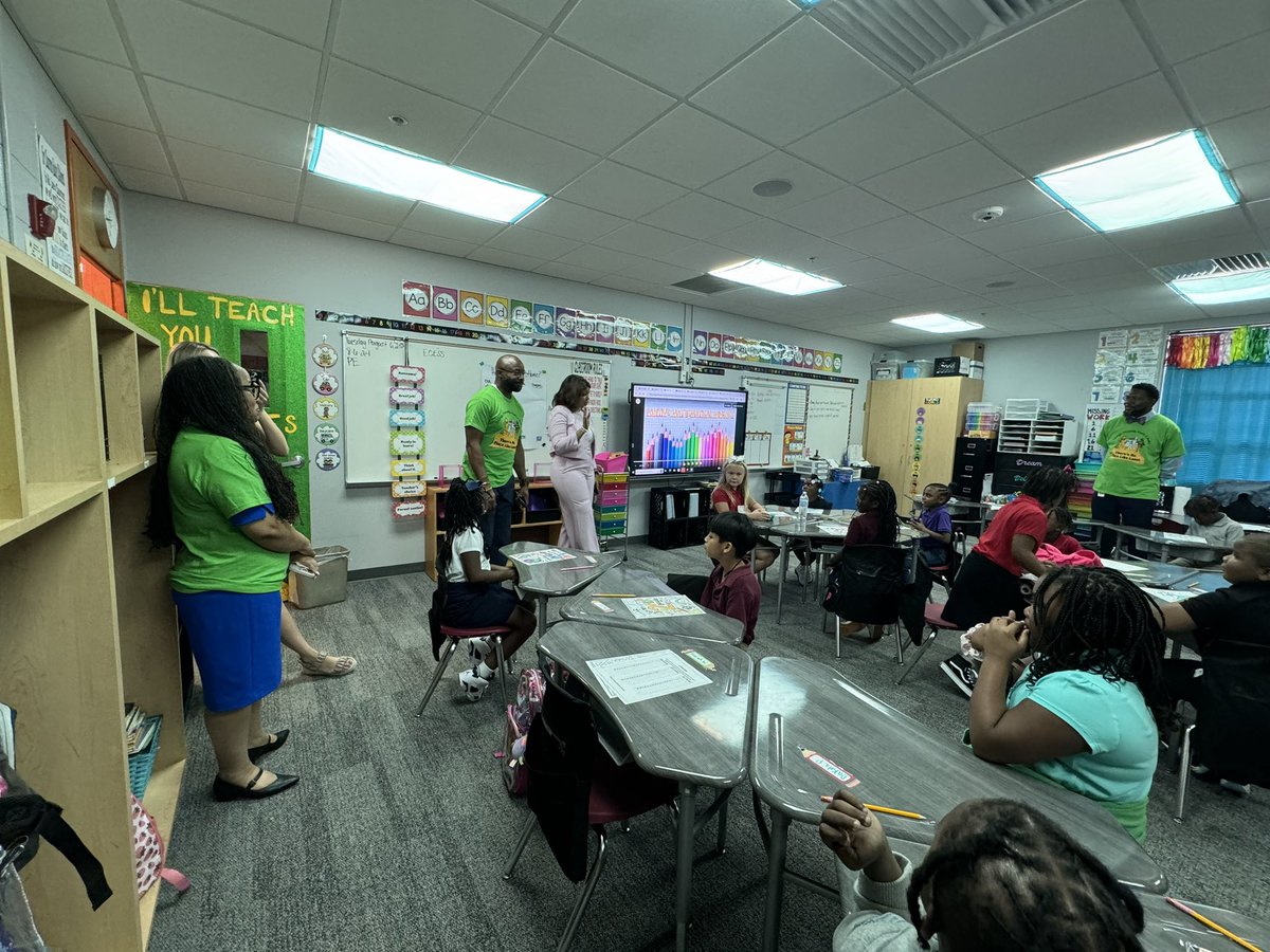 There’s No Place like Lane Elementary <a href="/BibbSchools/">Bibb County Schools</a> with Principal Wallace-Dawson! <a href="/NelsonLRender/">Nelson L Render</a> <a href="/BCSDLeaders/">BCSD Office of School Leadership and Supports</a> <a href="/KLovettDSE/">Dr. Katika D. Lovett</a> <a href="/dan_a_sims/">Dan A. Sims</a>