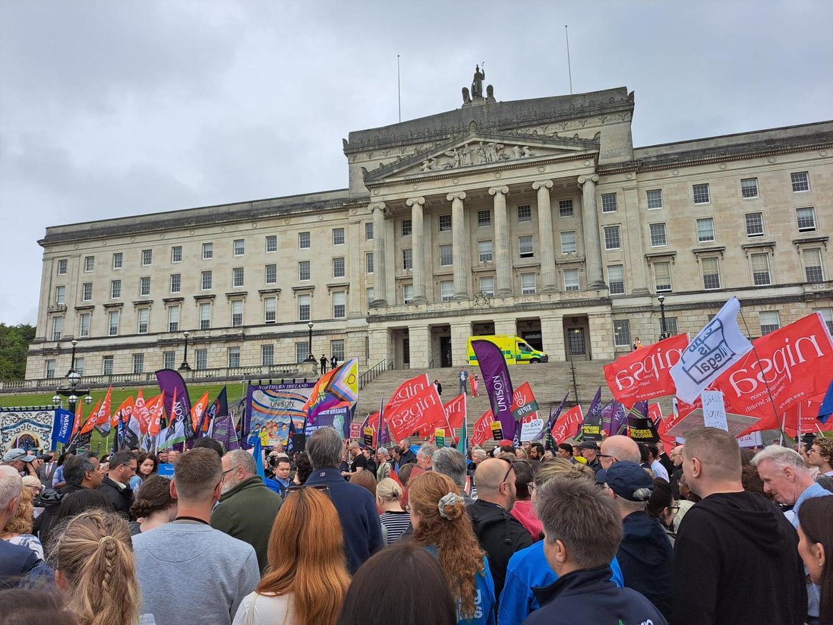 AdviceNI's tweet photo. Today Advice NI staff joined the Stand Against Racism Rally at Stormont to show our strong stance against racism. We stand with @NICVA in saying #NoToRacism https://t.co/OXFNbAIPJy